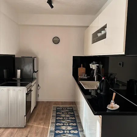 Stan Na Dan 5, Sarajevo